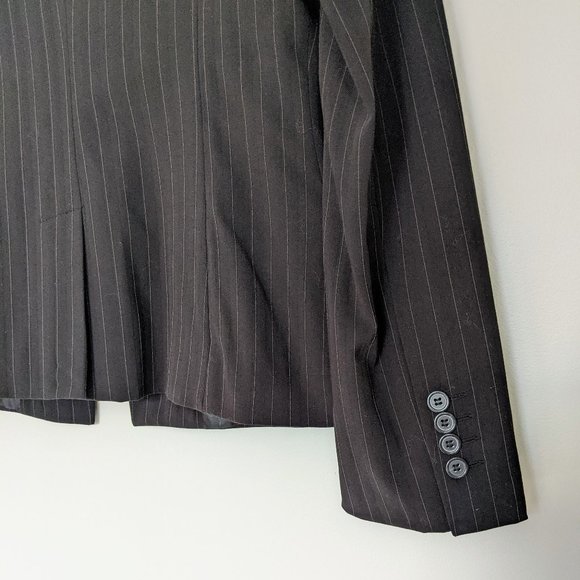 NWT Suzy Shier Black Pinstripe Blazer - Picture 7 of 10